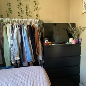 FEEL FREE TO SEND ME OFFERs:)